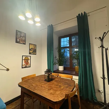 Batory's Tavern Apartment *